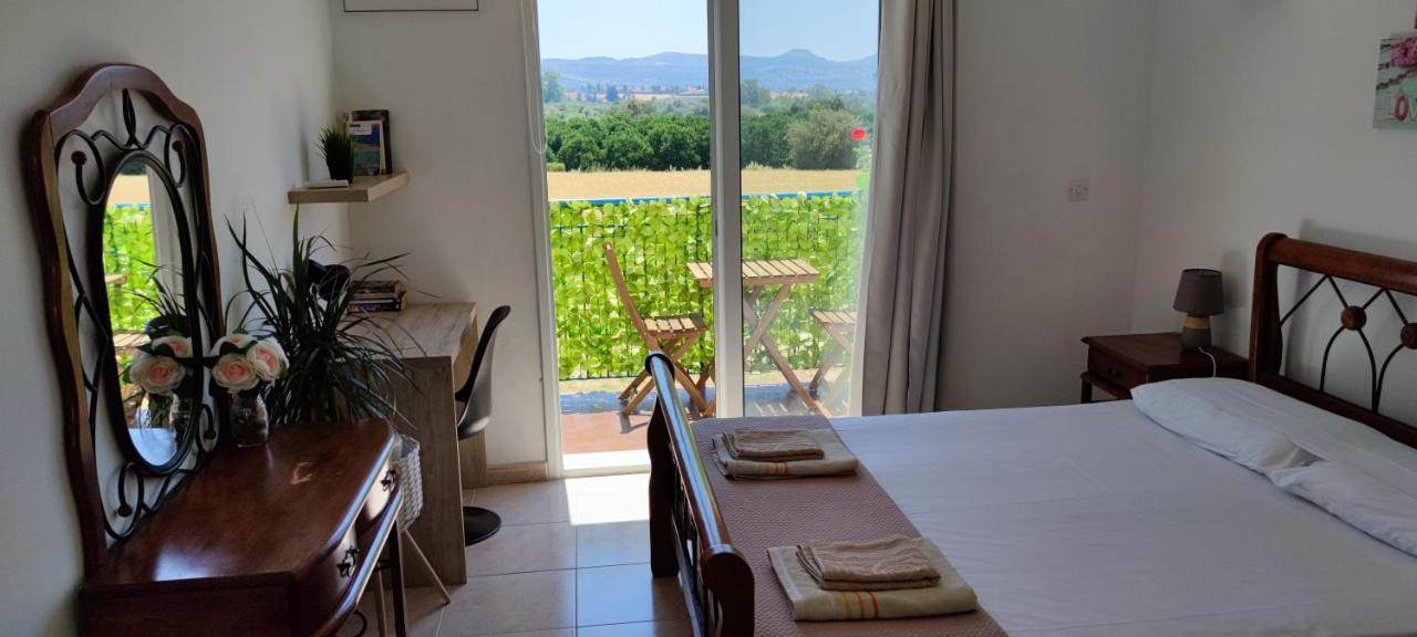 Thalassa Seaside Boutique Beach Apartment Polis Buitenkant foto