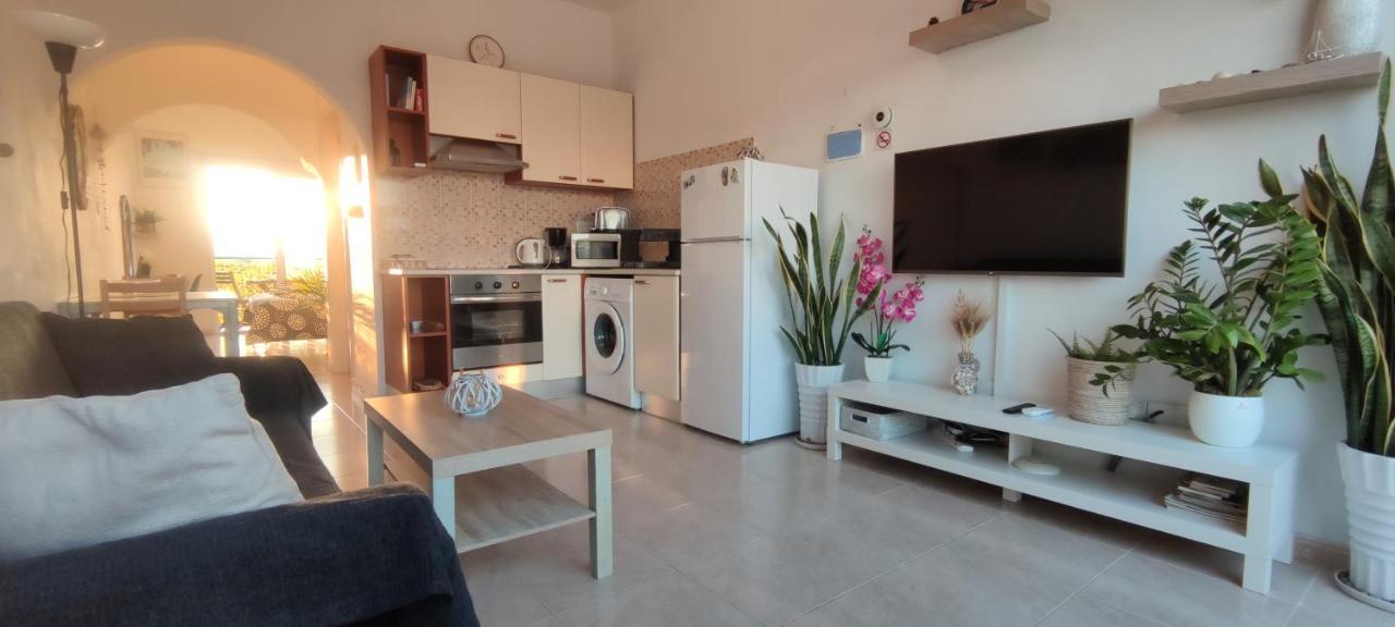 Thalassa Seaside Boutique Beach Apartment Polis Buitenkant foto