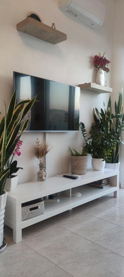Thalassa Seaside Boutique Beach Apartment Polis Buitenkant foto
