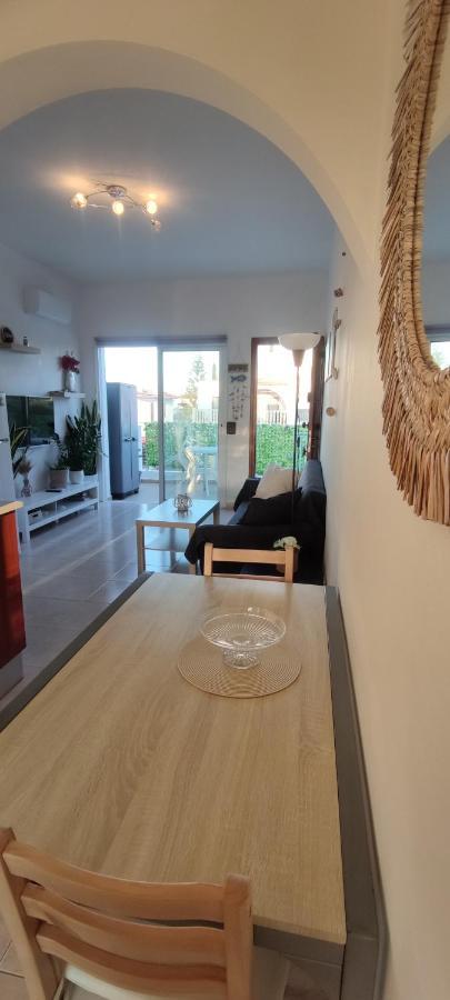 Thalassa Seaside Boutique Beach Apartment Polis Buitenkant foto