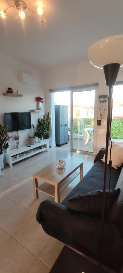 Thalassa Seaside Boutique Beach Apartment Polis Buitenkant foto